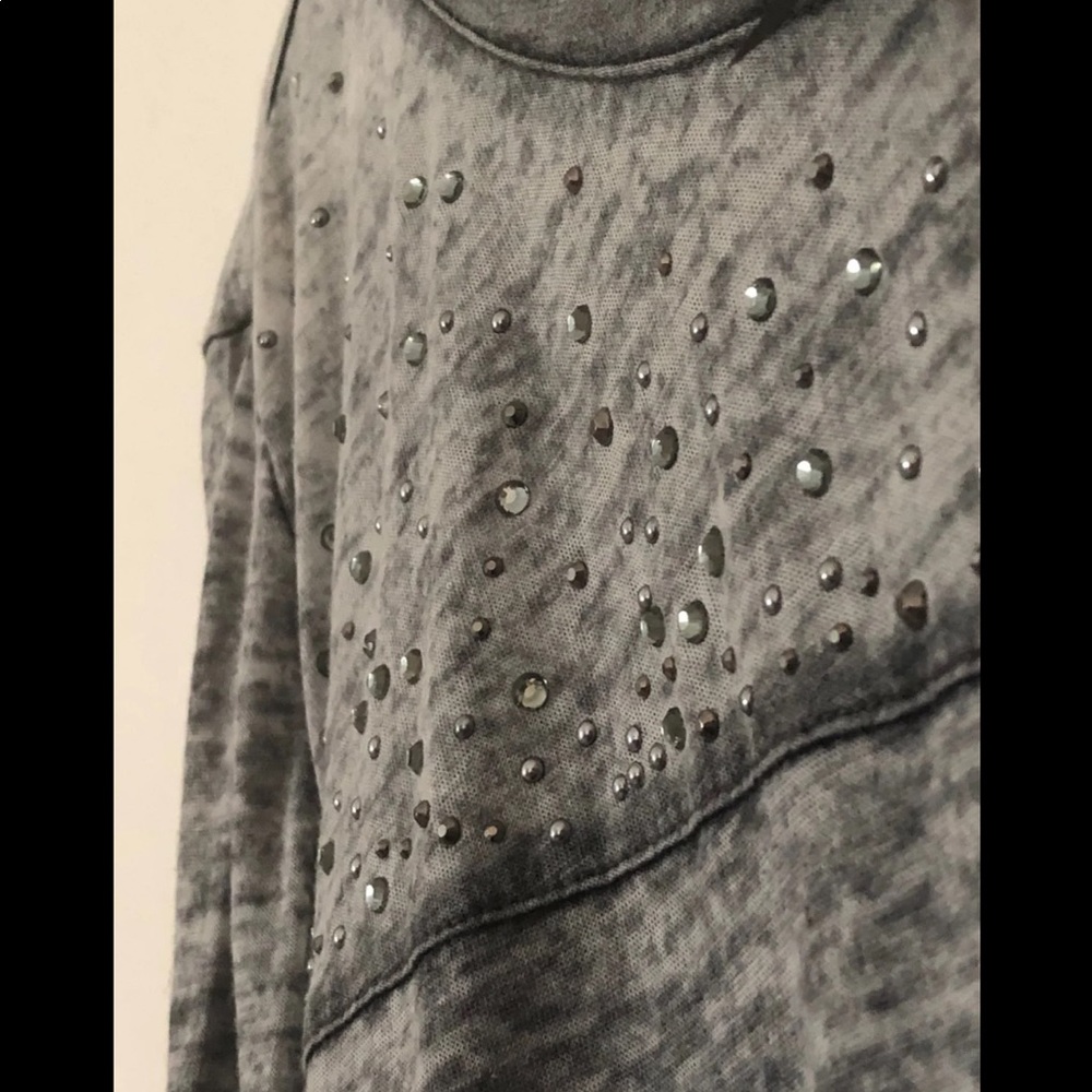 Seven7 Rhinestone Studded Longsleeve🖤 - Picture 5 of 5
